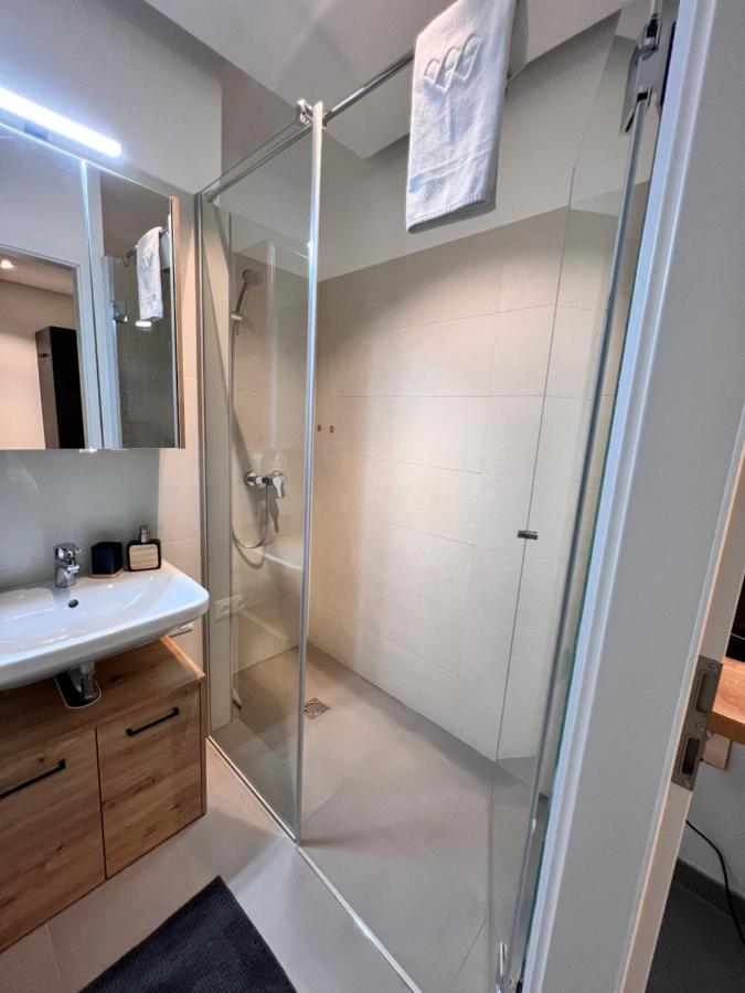 Modern Flat Vienna With Two Rooms ภายนอก รูปภาพ