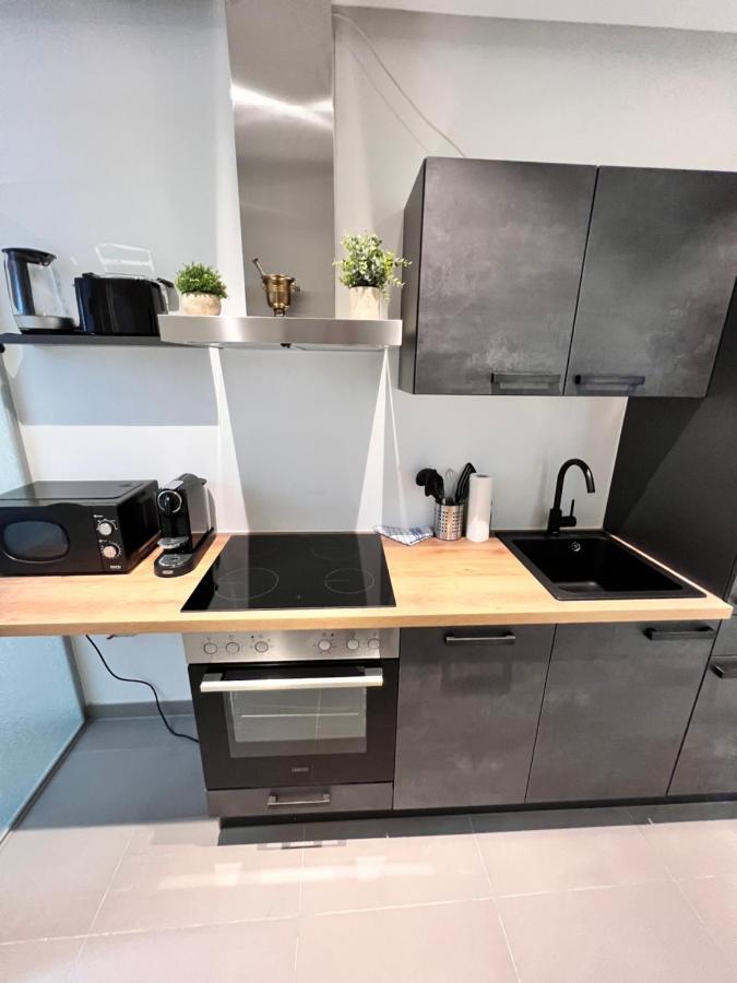 Modern Flat Vienna With Two Rooms ภายนอก รูปภาพ